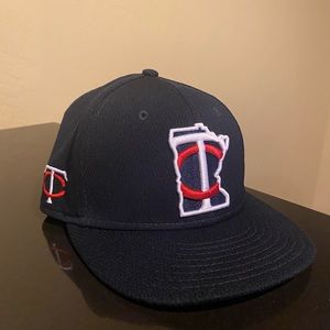 New Era Minnesota Twins Florida 2020 59FIFTY Authentic On Field Hat 6 3/4